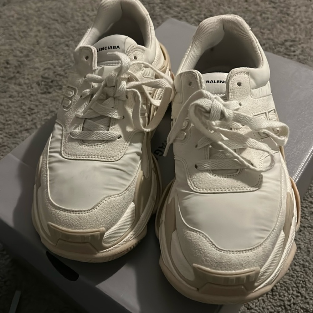 Balenciaga Triple S